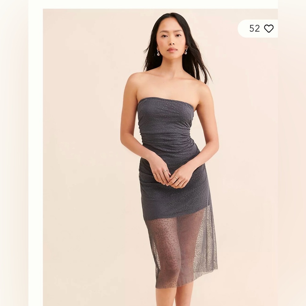 Midi strapless dress 
Gray/Brown color with detailing and sheer top layer